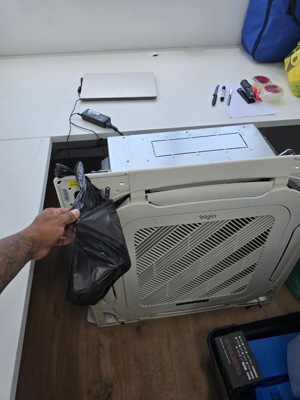 AR-CONDICIONADO CASSETE 36.000 BTU ELGIN