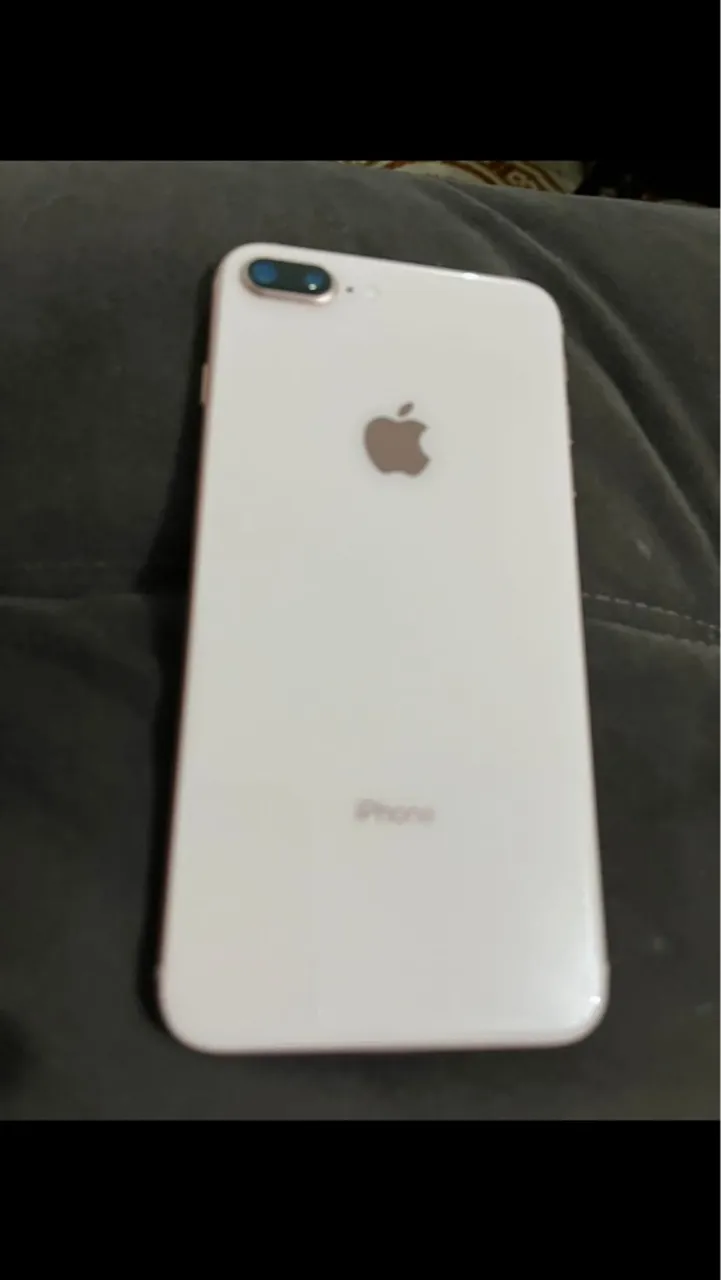 iPhone 8 Plus