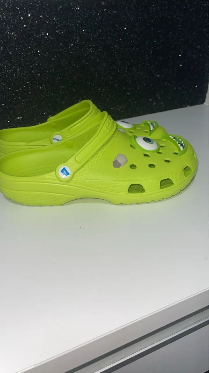 Crocs temático  - Foto 2