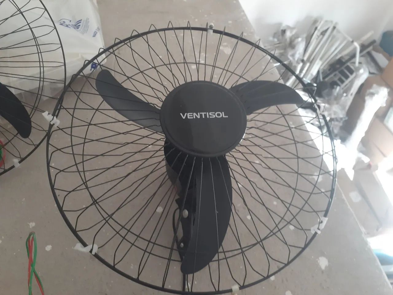 Ventilador de Parede Usado - Foto 2