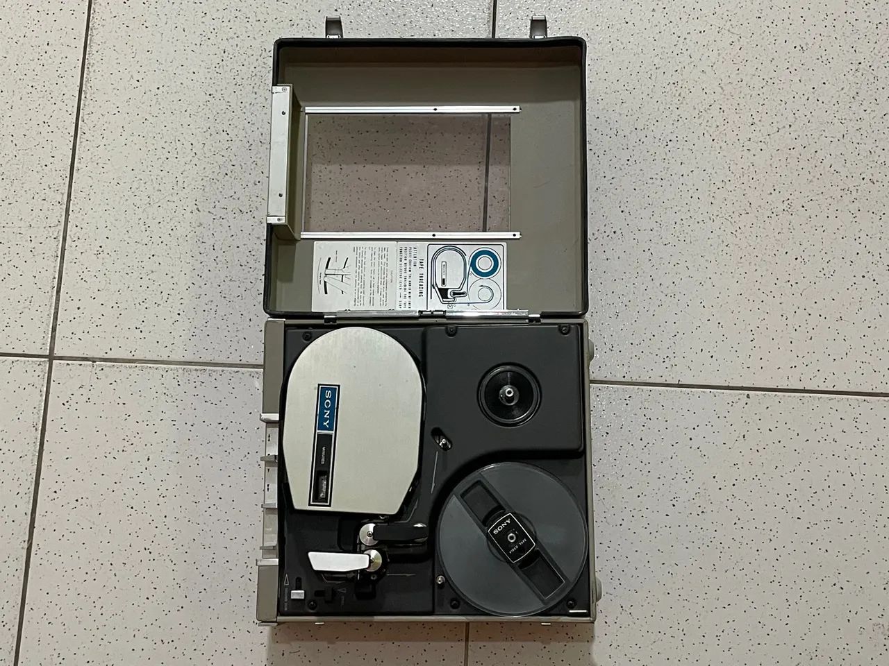 Camera de Video Sony/TV Profissional dos anos 1980 a 1990 - Foto 4