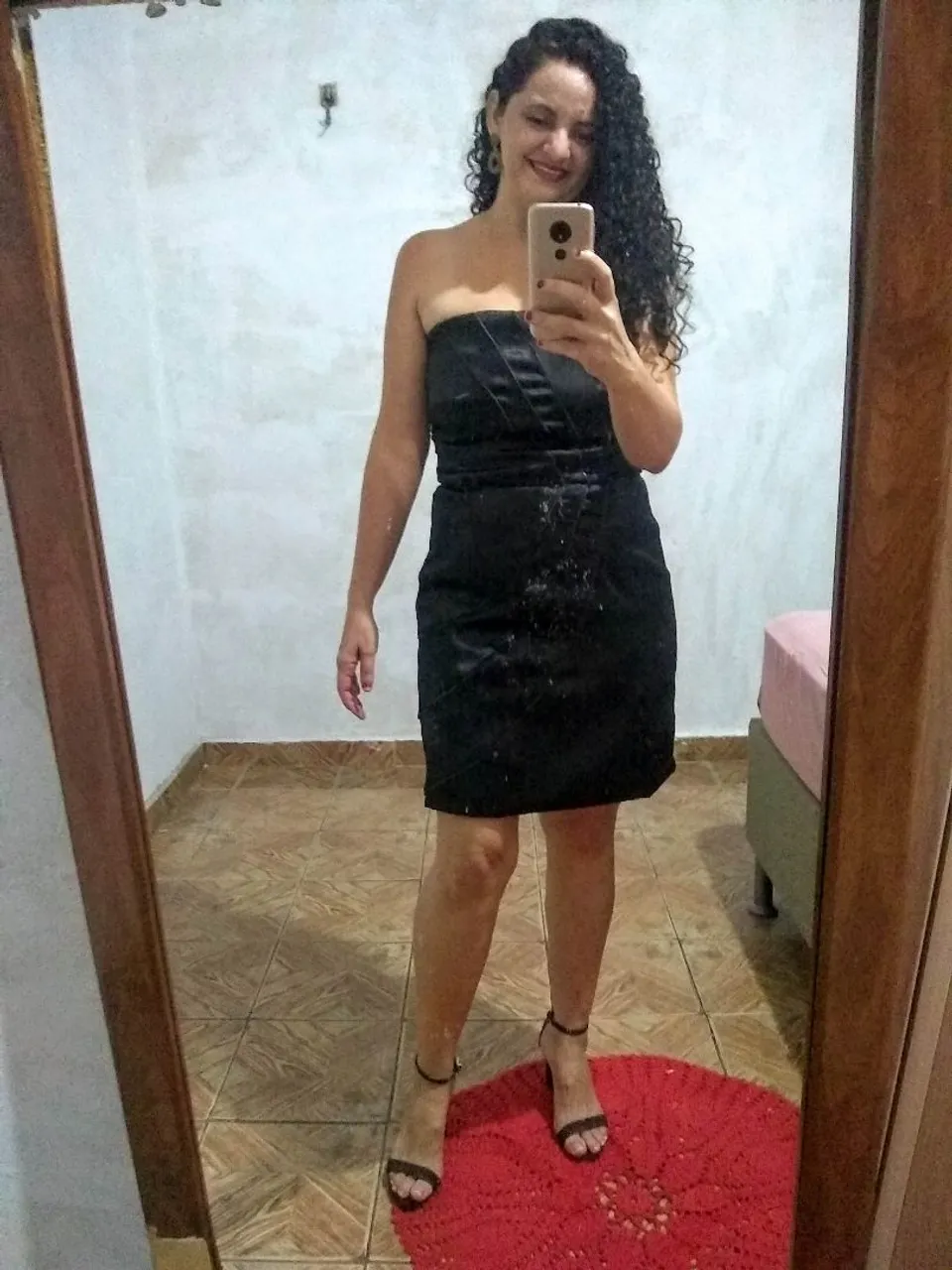 Vestidos Preto , vermelho e Macaquinho R$ 15.00 CADA