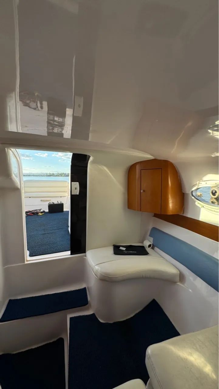 Lancha Magna 27.8 com Mercruiser 5.7 300Hp ano 2014 - Foto 7