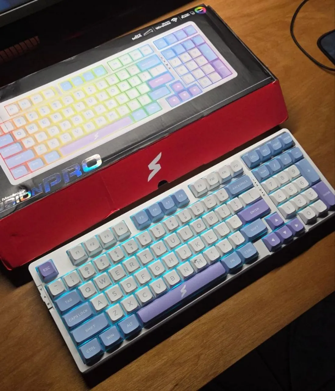 Teclado Gamer Mecânico SuperFrame Fusion Pro, RGB