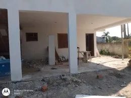 VENDE-SE terreno com construção inacabada para duas casas - Foto 5