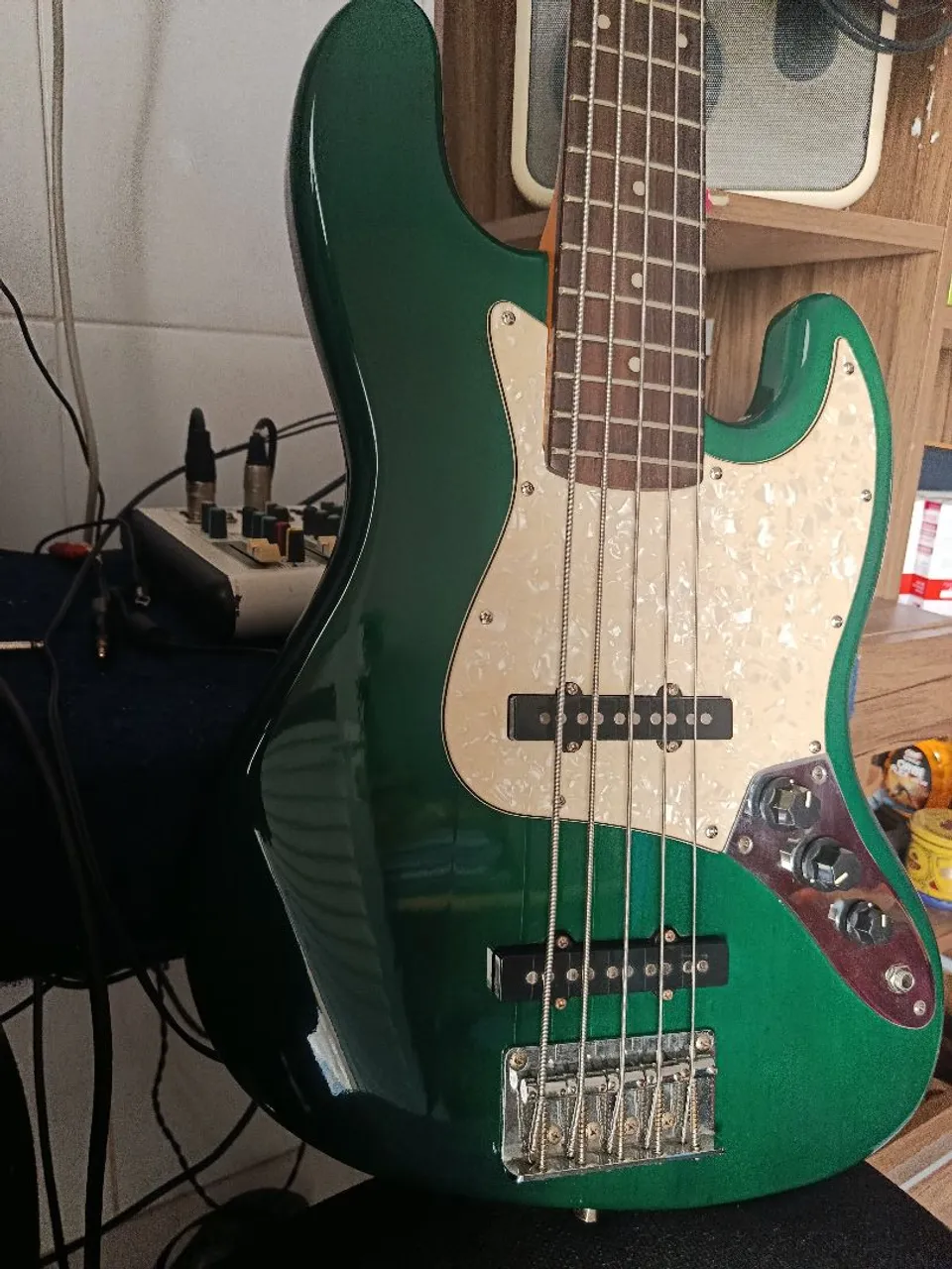Baixo JAZZ BASS 5 CORDAS CONDOR - Excelente Estado