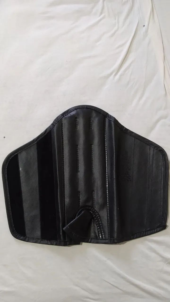 Perneira de couro para proteção de canelas - Foto 3