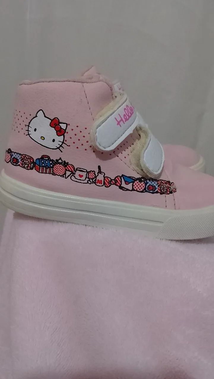 Tênis hello Kitty n 21/22