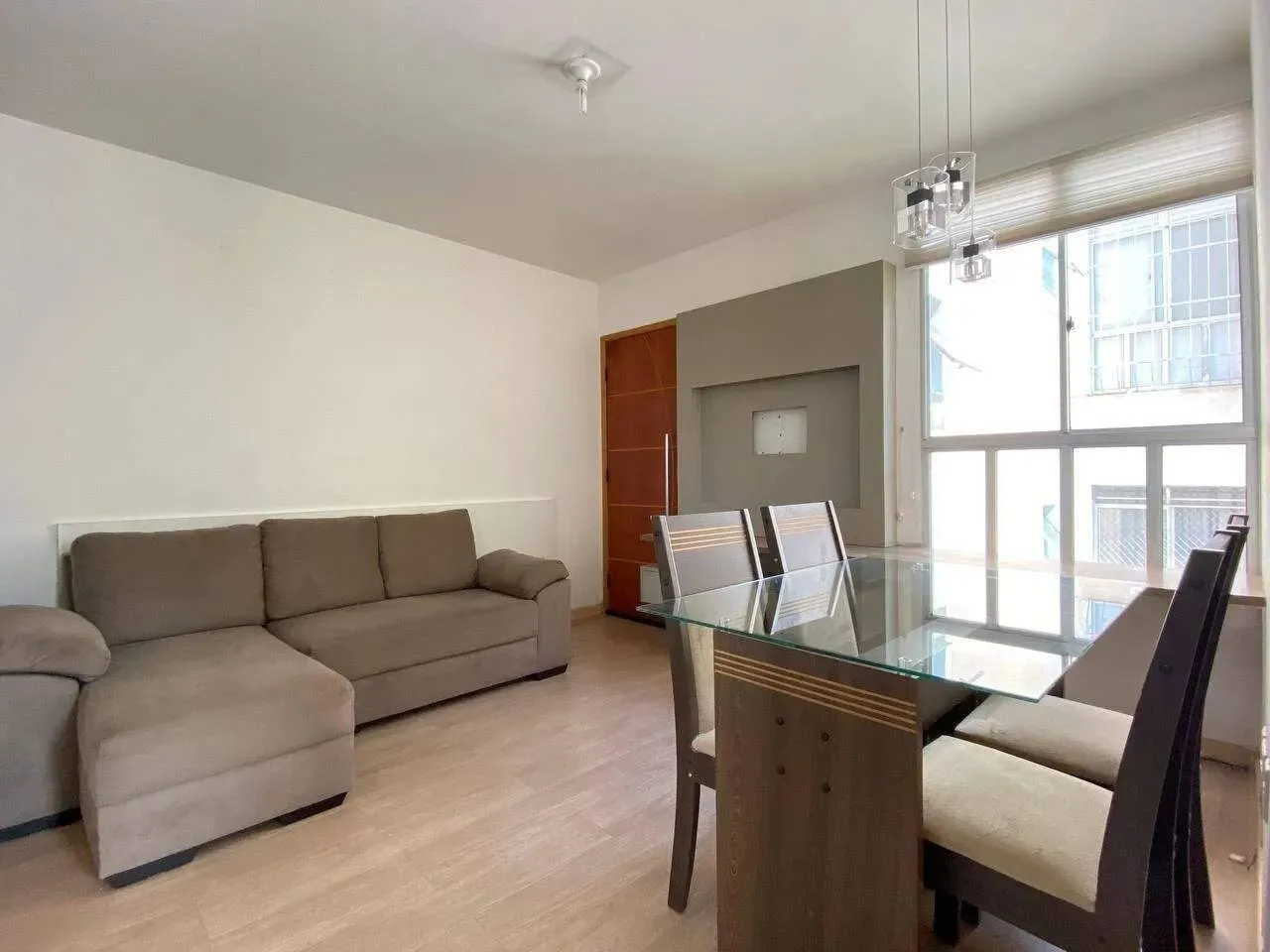 Apartamento com 2 Quartos, Mobiliado, para Aluguel
