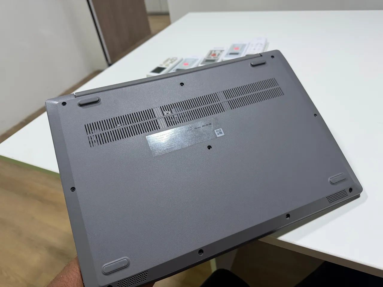 Vendo notebook Lenovo i5 10th - Foto 5