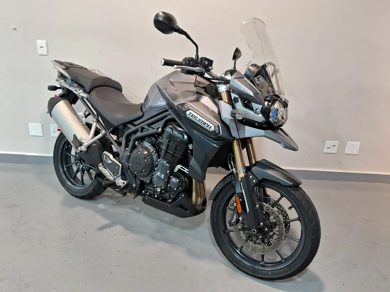 TRIUMPH TIGER 1200 EXPLORER