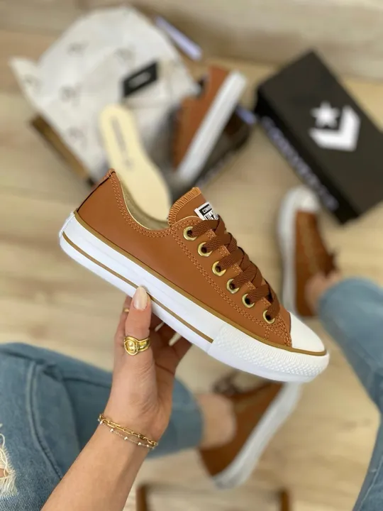 Tênis Chuck Taylor All Star Couro Cano Baixo Caramelo