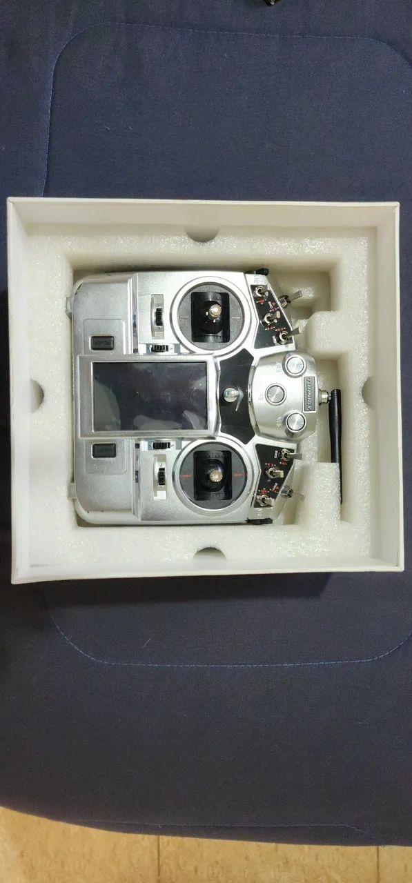 Transmissor Turnigy T10 2.4Ghz AFHDS 2A - Foto 2