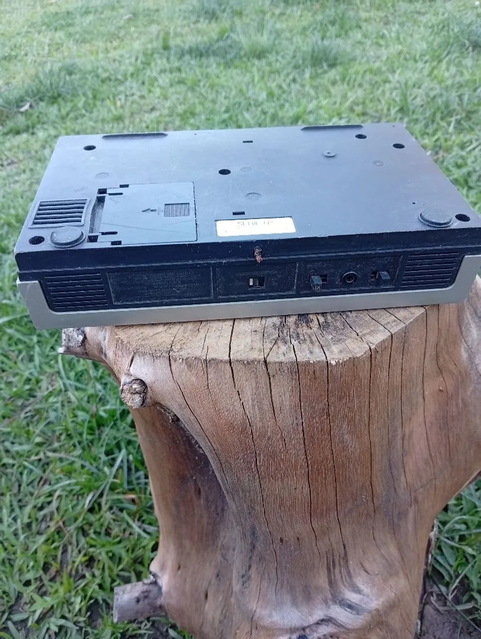 Rádio relógio antigo64295456653313123