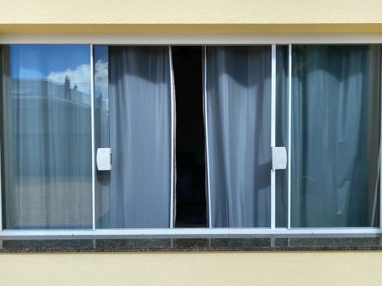 Janelas de vidro temperado 2.10x1.10 - Foto 2