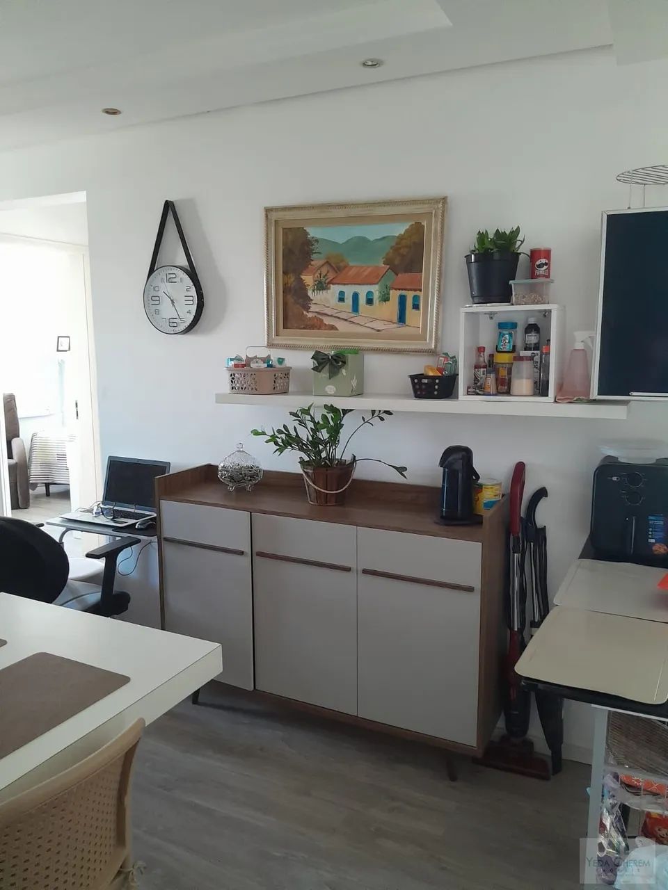 Aptº 2 dorms, uma suíte e uma vaga em Barreiros - Foto 2