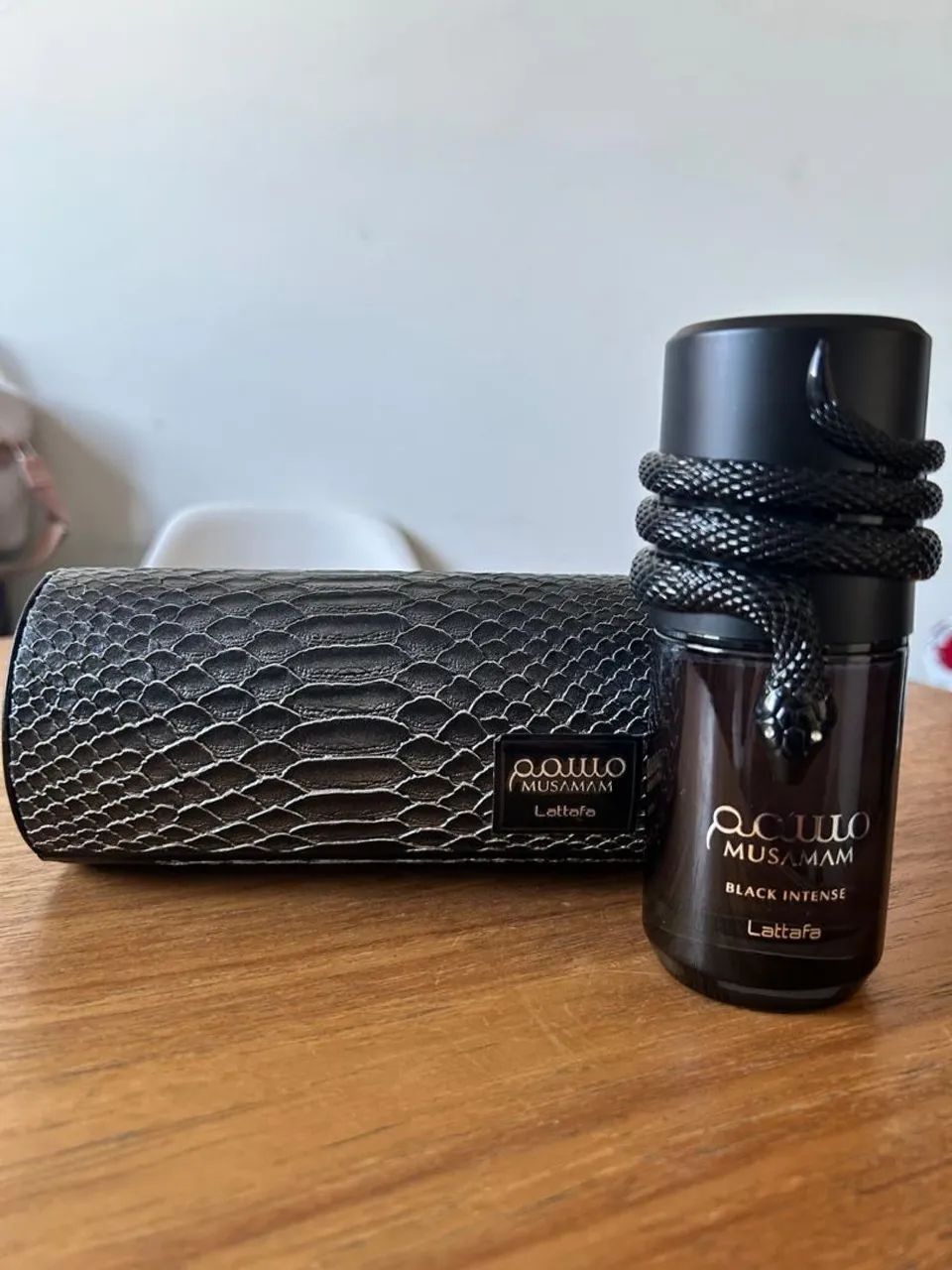 Perfume Musamam Black Intense Lattafa 100 Ml - Foto 2
