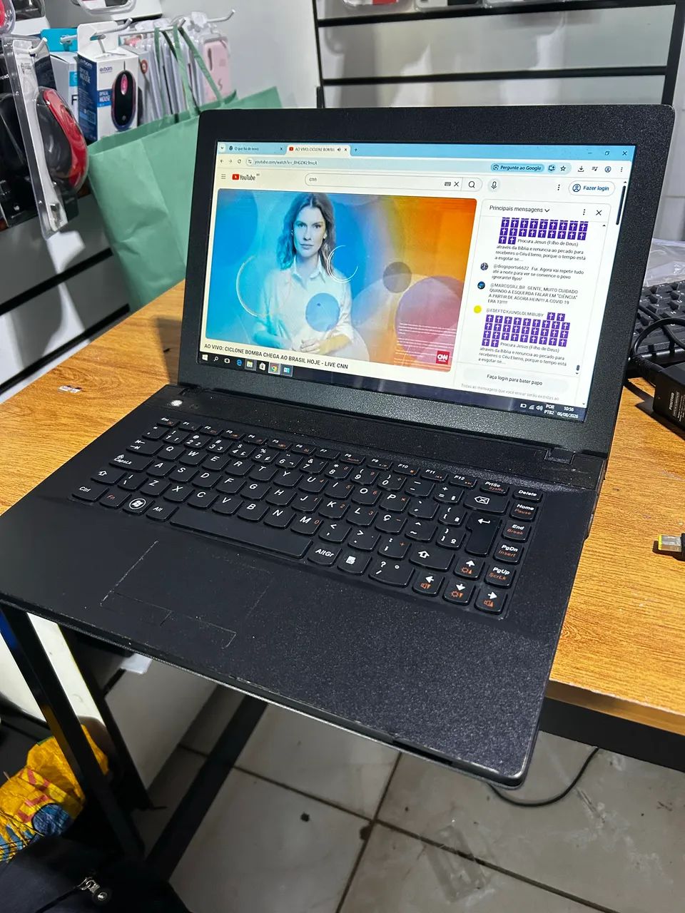 Vendo notebook Lenovo  - Foto 2
