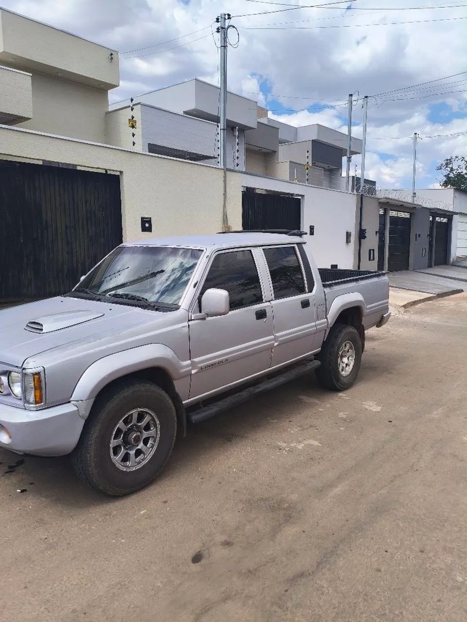 Mitsubishi L200 GLS 2.5 4X4 CD Diesel 2000
