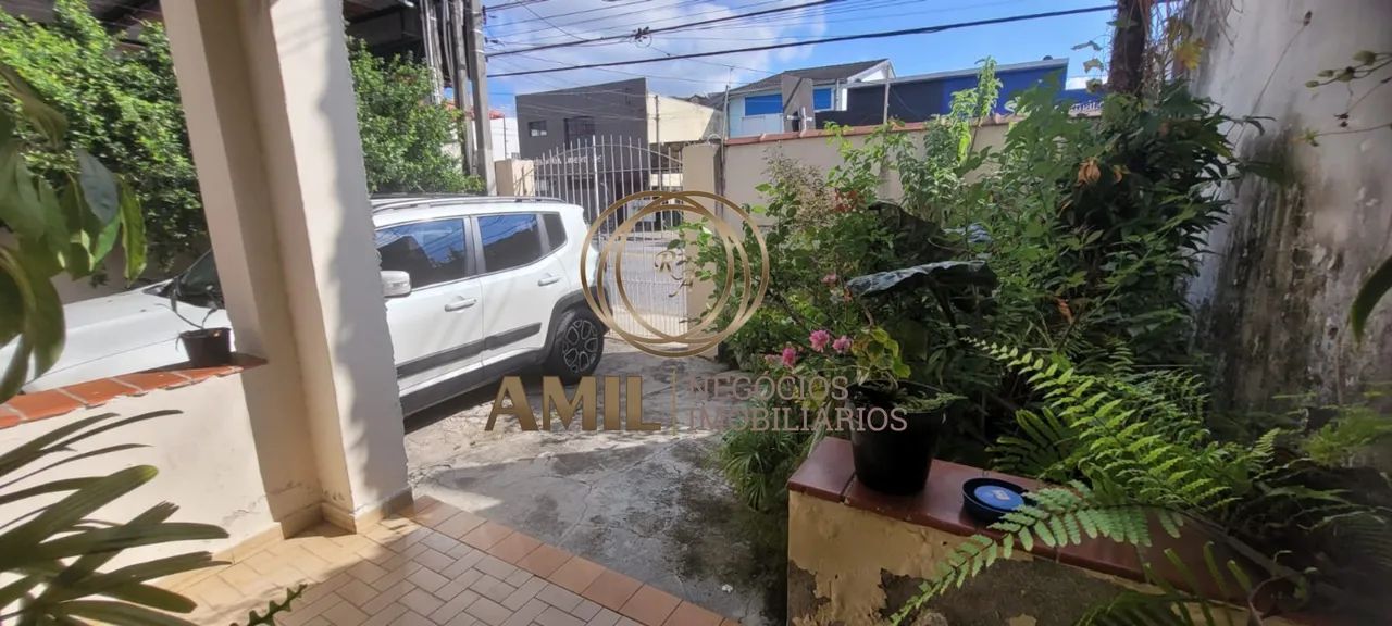 Casa com Ponto comercial na Avenida Brasil - Foto 4