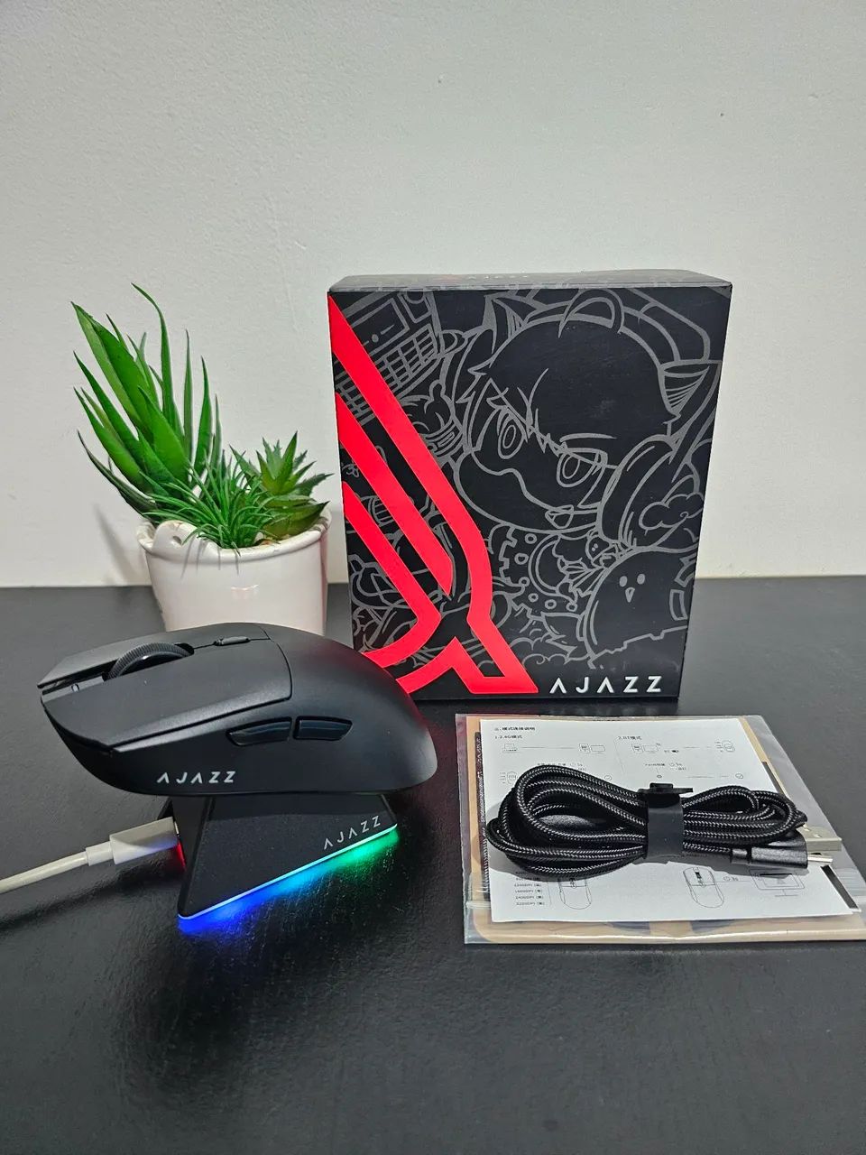 Mouse Gamer Ajazz com Dock de Carregamento