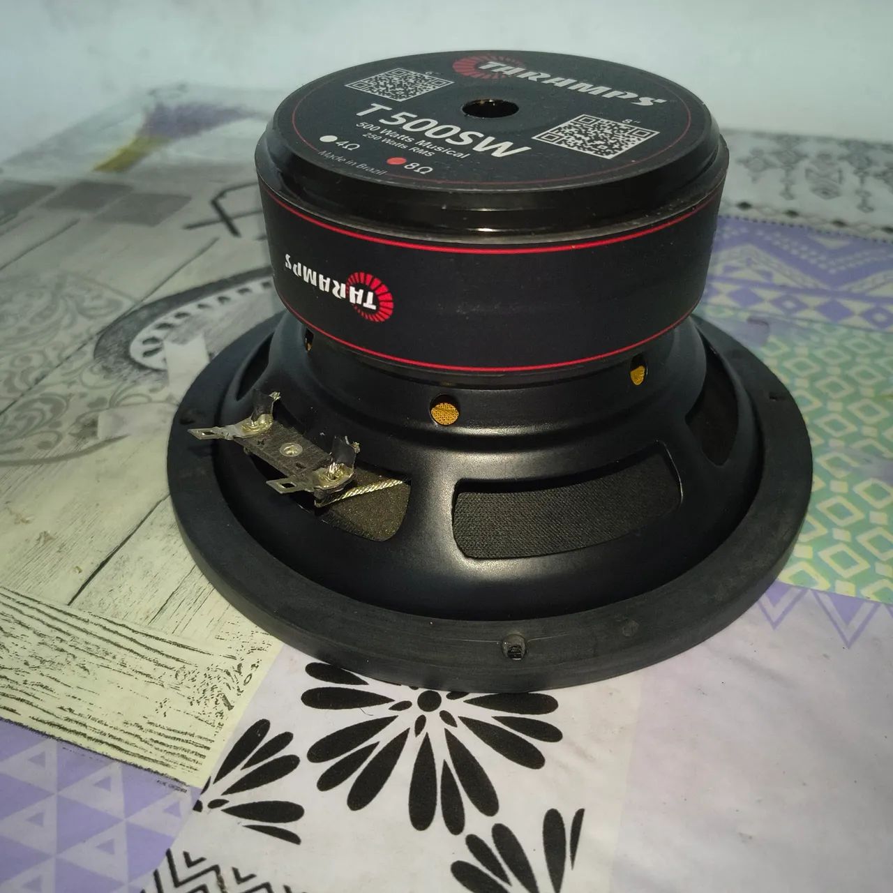 Subwoofer Taramps T 500 SW de 6 polegadas 250W RMS