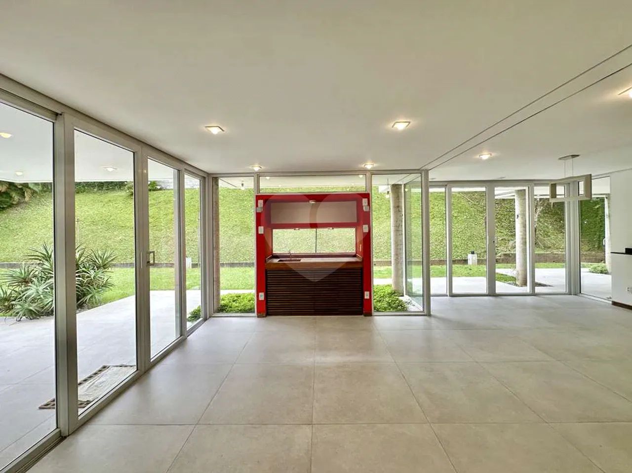 Casa á venda - Granja Viana!