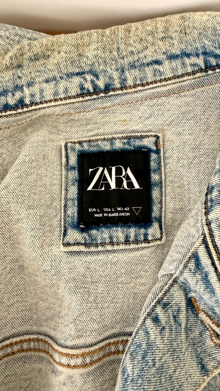 JAQUETA JEANS ZARA TAM G - Foto 2