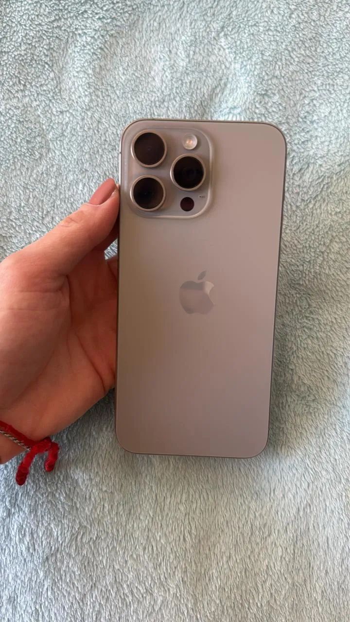 iPhone 15 Pro Max - Natural Titanium - 256GB  / bateria 84% - Foto 2