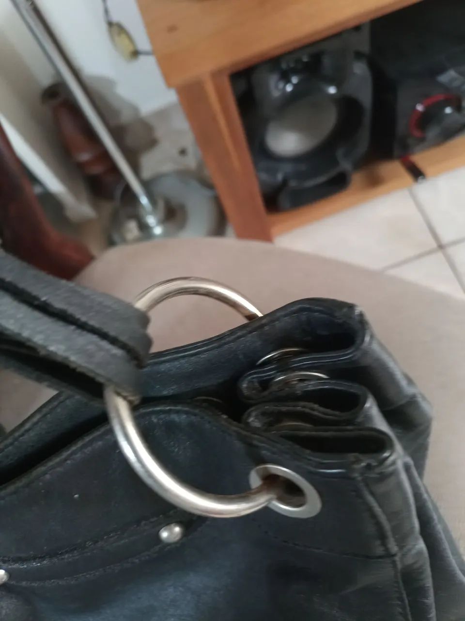 Bolsa couro legítimo preta reforçada  - Foto 4