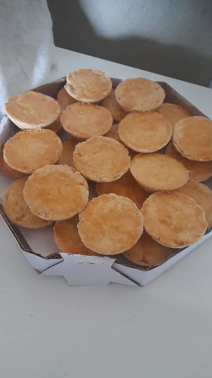 Salgados e docinhos simples por encomenda  - Foto 2