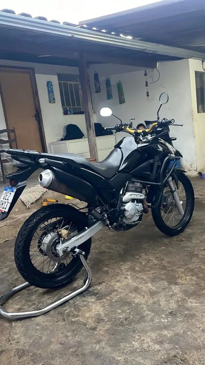 Xre 2018 todo transformada na 2023 - Foto 3