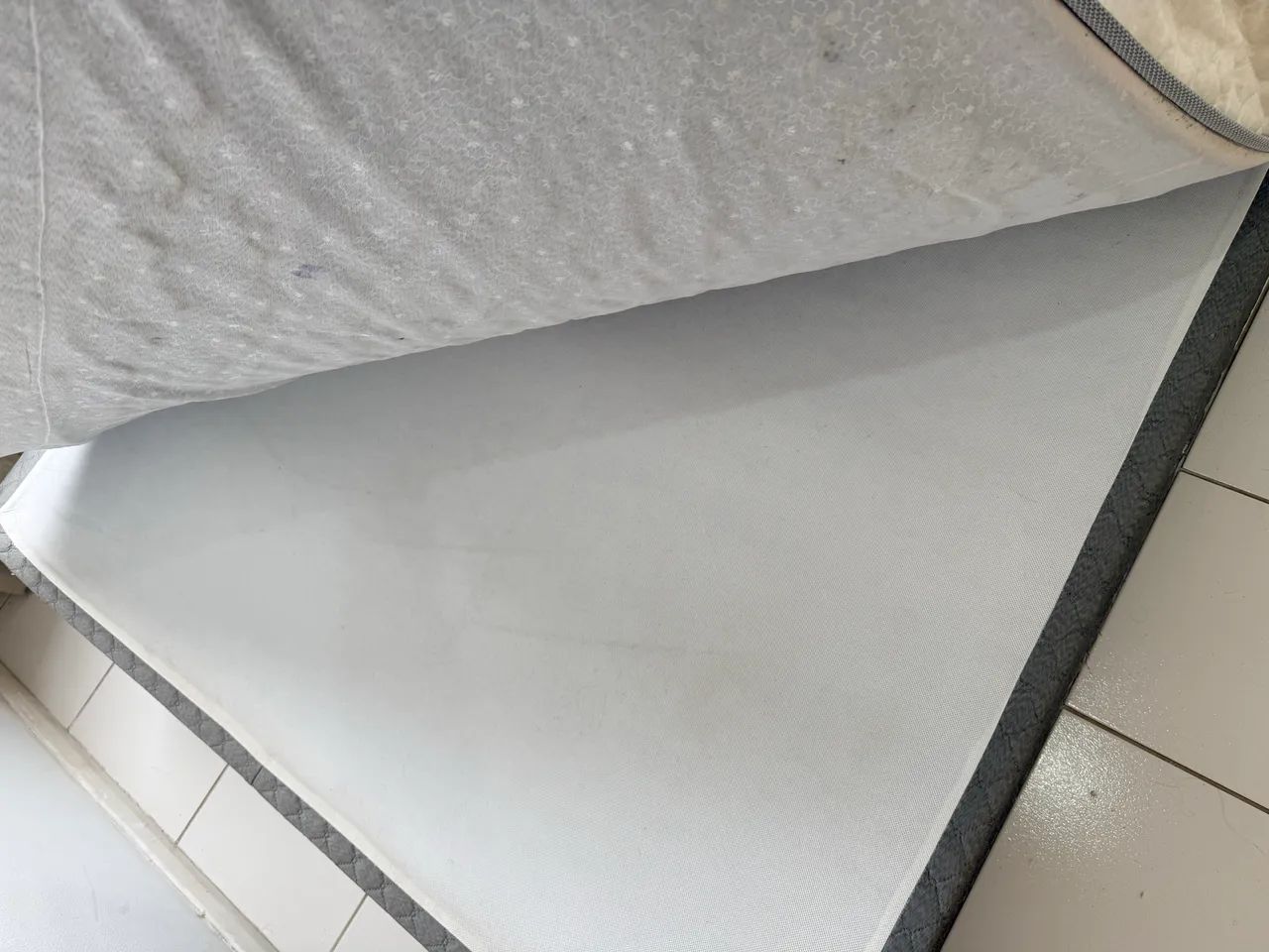 VENDE SE CAMA BOX DE CASAL USADA - Foto 5