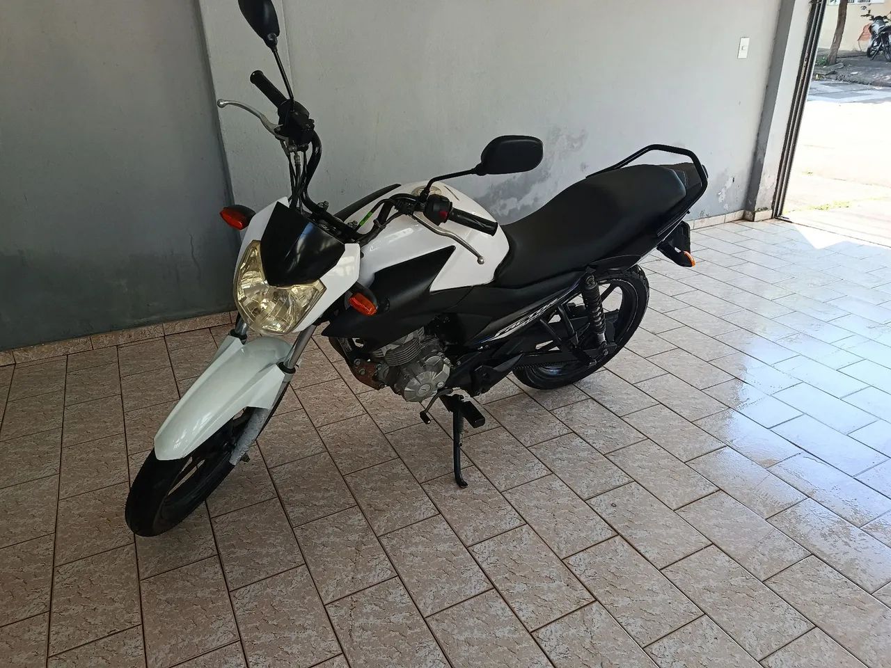 Vendo moto em ótimo estado - Foto 2