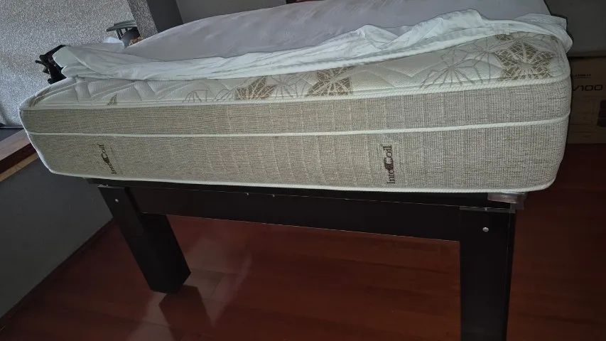 Colchão Queen Size Ultrapedic - Intercoil - Foto 2