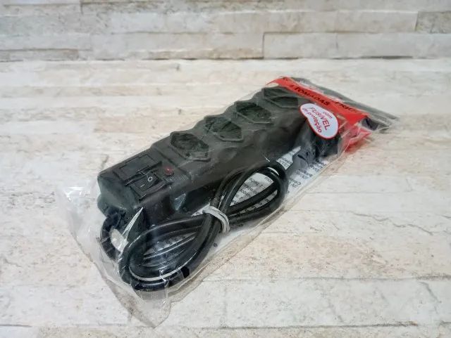 Filtro de linha Protetor Elétrico 4 tomadas 10A Bivolt - Foto 2