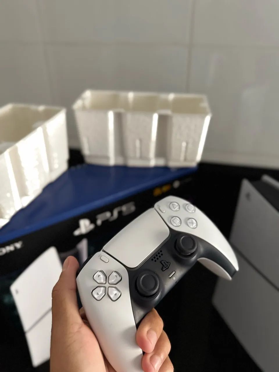 Ps5 slim digital- 825gb  - Foto 2
