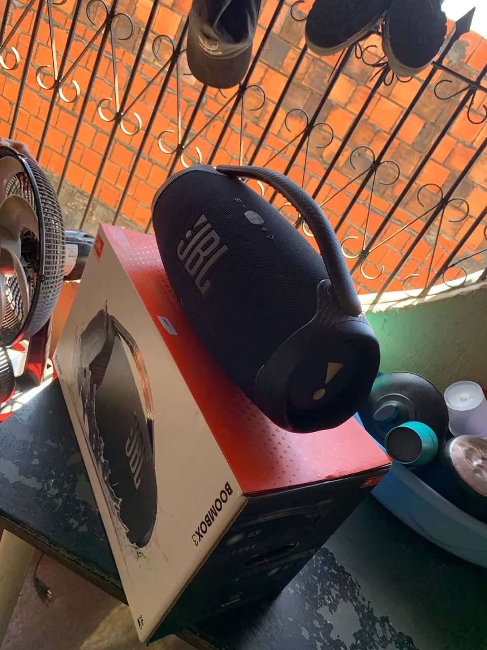JBl box 3