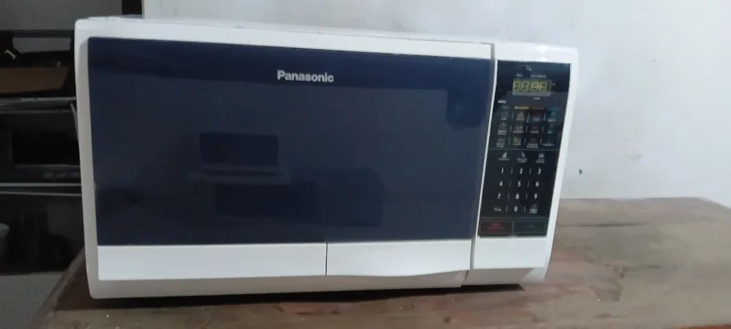 Microondas panasonic 30 litros - Foto 2