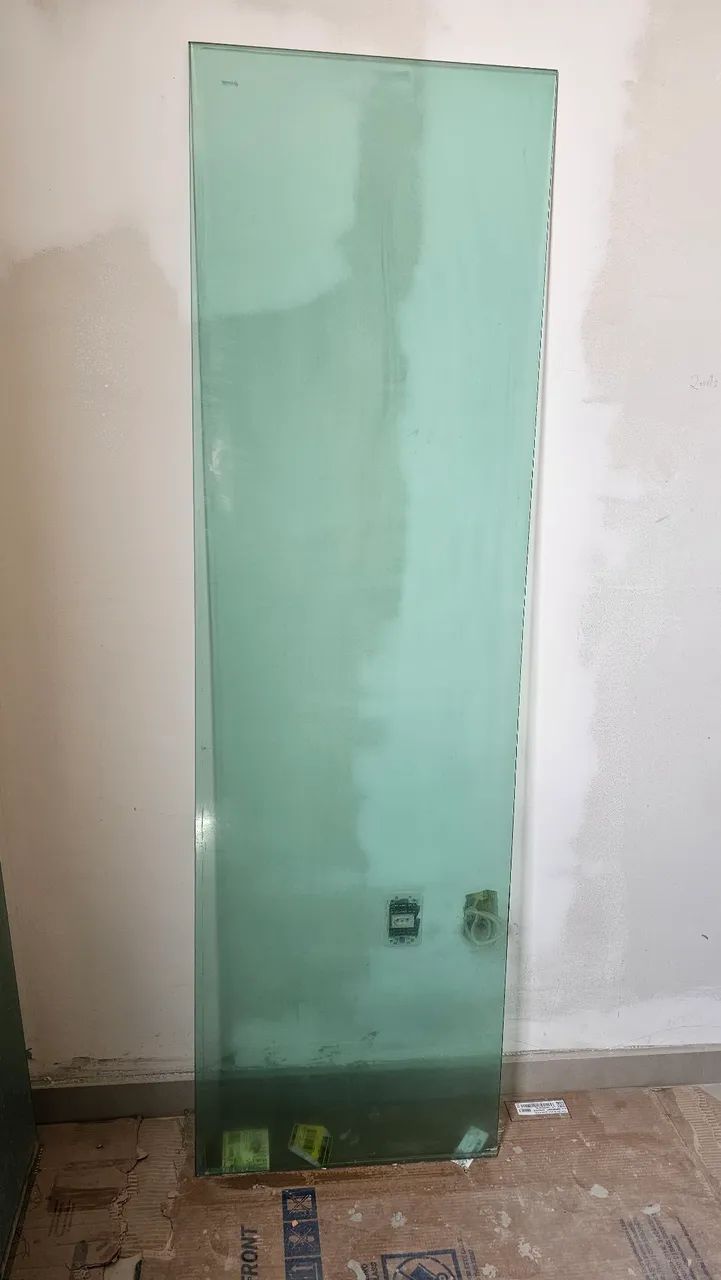 VENDO 2 VIDROS PARA BOX