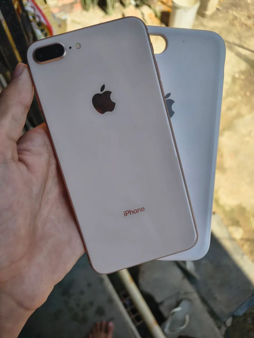 iPhone 8 Plus