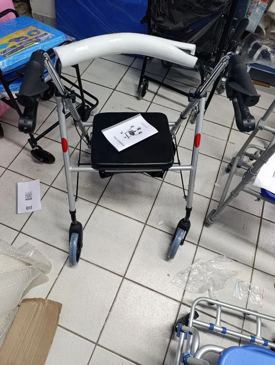 Andador modelo d12 - Foto 2