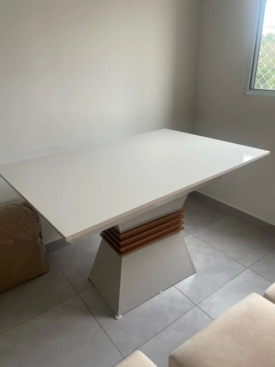 Vendo mesa de jantar 