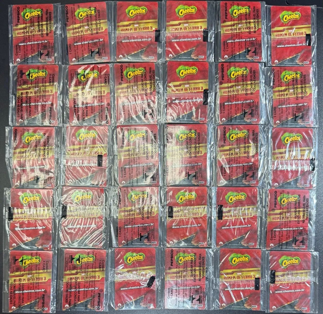 Coleção completa homem de ferro lacrada Elma Chips - Foto 2