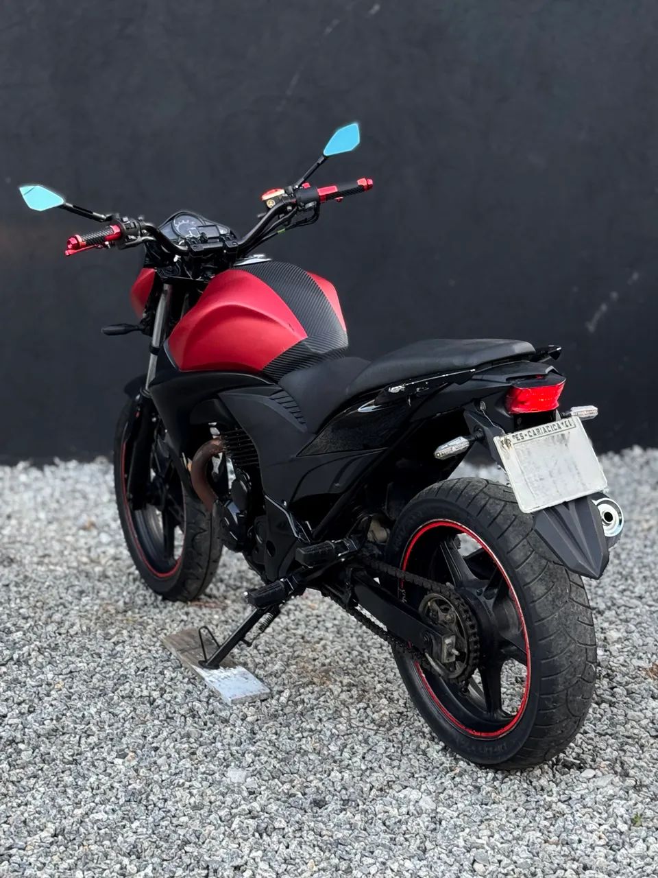 HONDA CB 300R 2011 - Foto 4