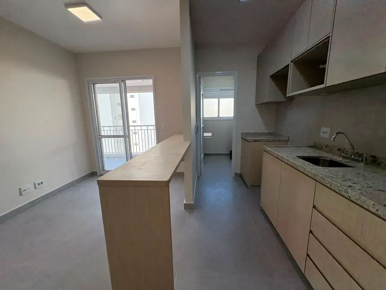 AMPLO/ ÓTIMA LOCALIZAÇÃO
