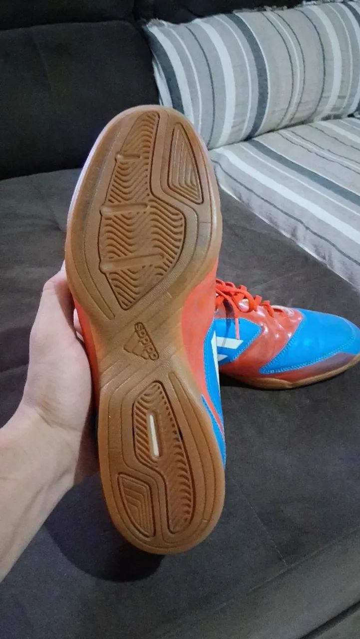 Chuteira Adidas - Foto 4