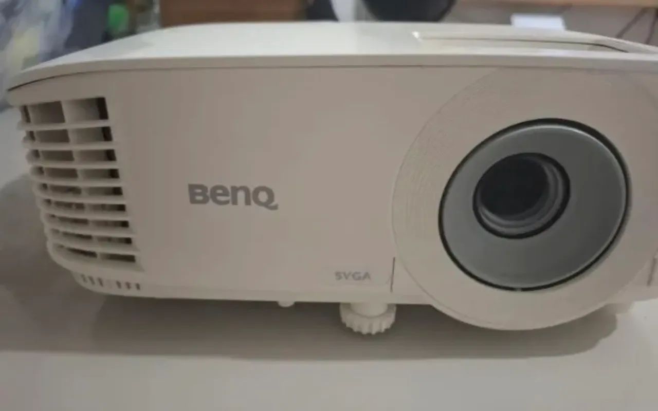 Vendo projetor Benq ms550 