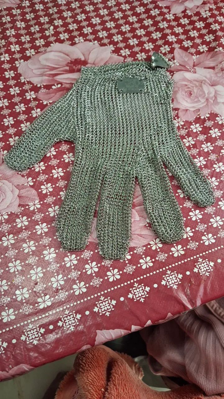 Luva de aço 