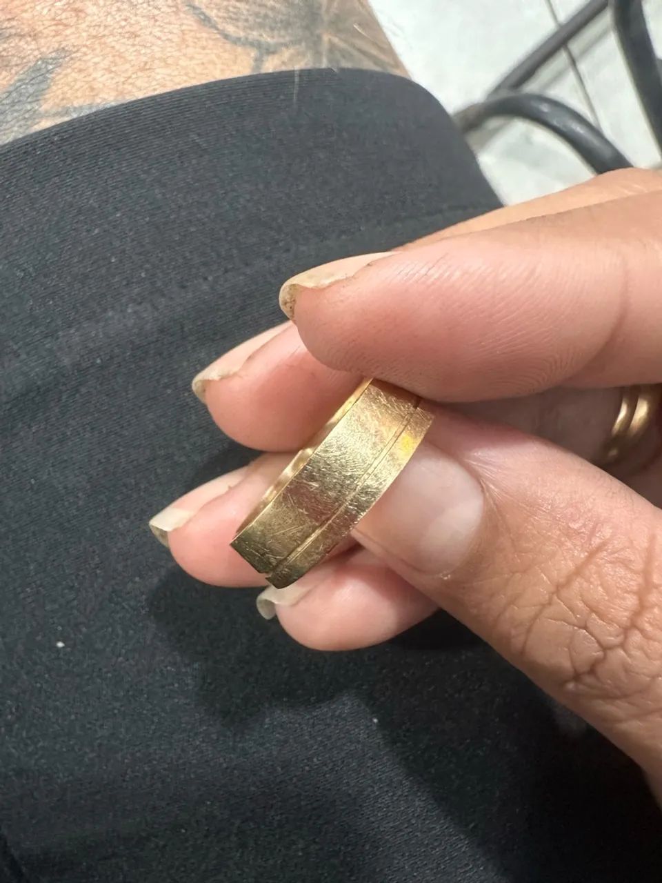 Vendo aliança de ouro 18  750 - Foto 2
